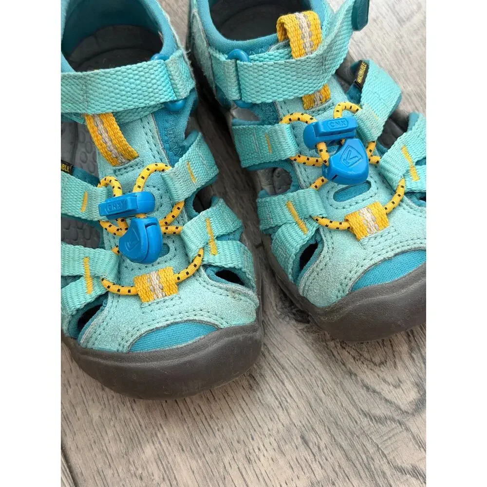 Keen Seacamp II CNX Sandals Size 8 Aqua Blue Imitation Leather Hiking Pull Tab